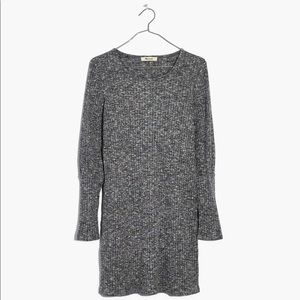 Madewell Ribbed Bubble-Sleeve Dress in grey